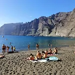 Panoramica Gigantes Sea View Apartman *