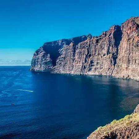 Gigantes Sea View & Апартаменты