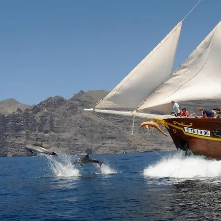 Gigantes Sea View & *
