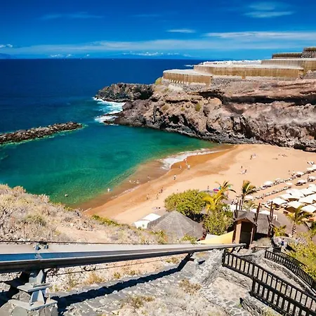 Gigantes Sea View & *