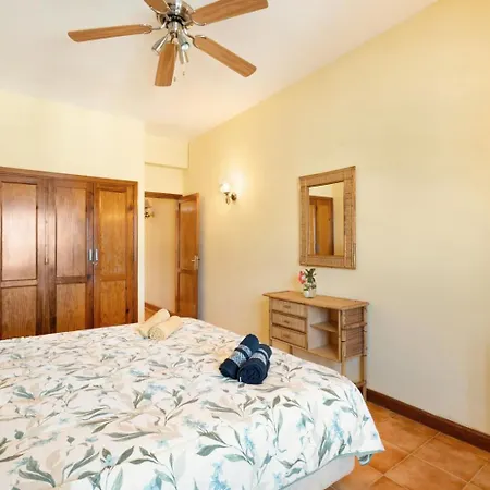 Panoramica Gigantes Sea View Lägenhet *